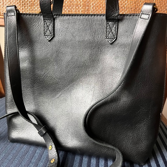 Madewell Transport Crossbody in Black - Picture 2 of 8